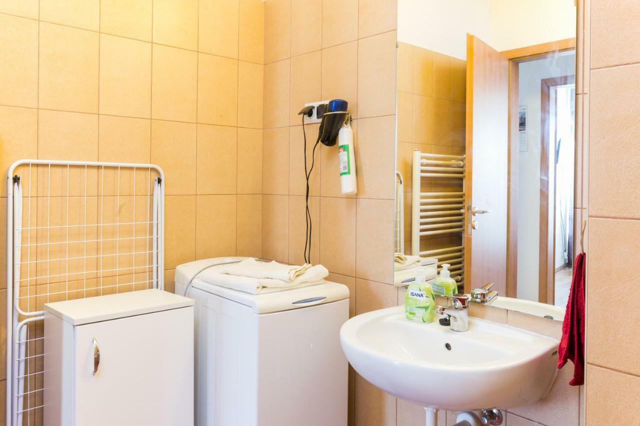 Mse Apartman Miskolc Eksteriør bilde